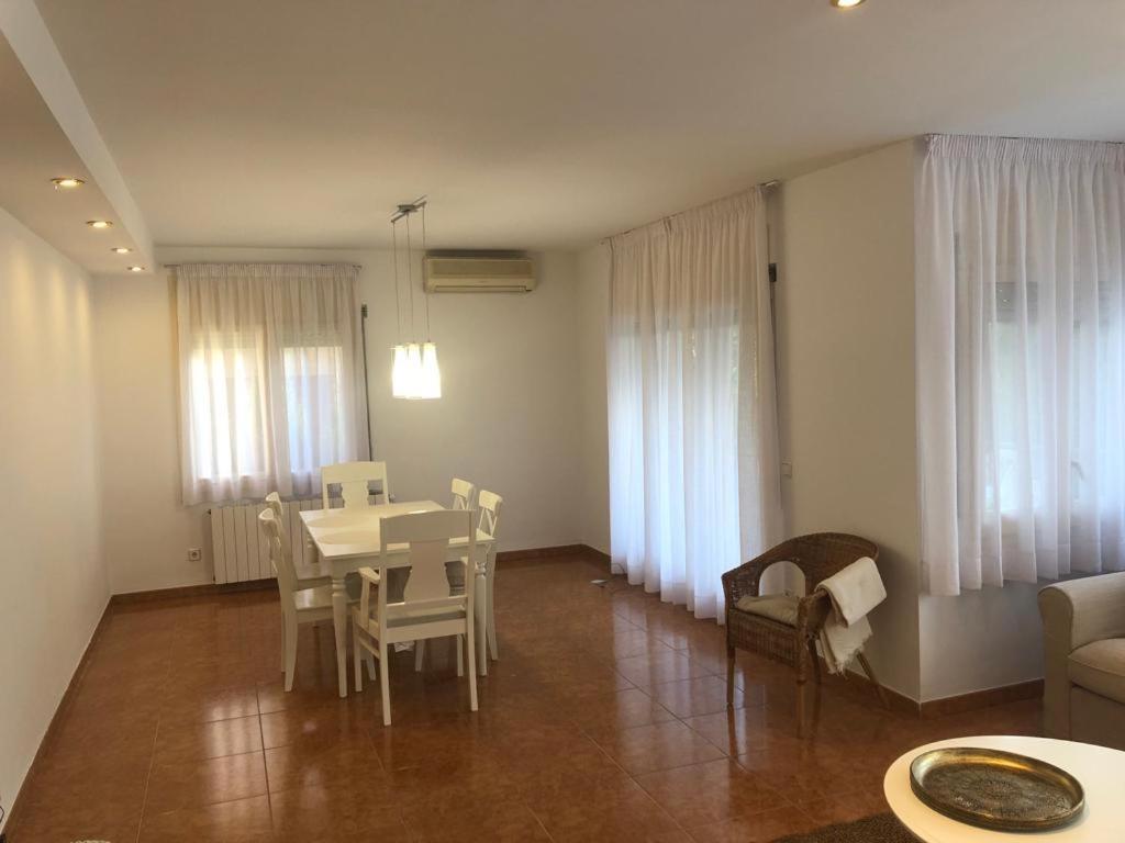 הוילה Casa Veuras Girona - Montilivi מראה חיצוני תמונה